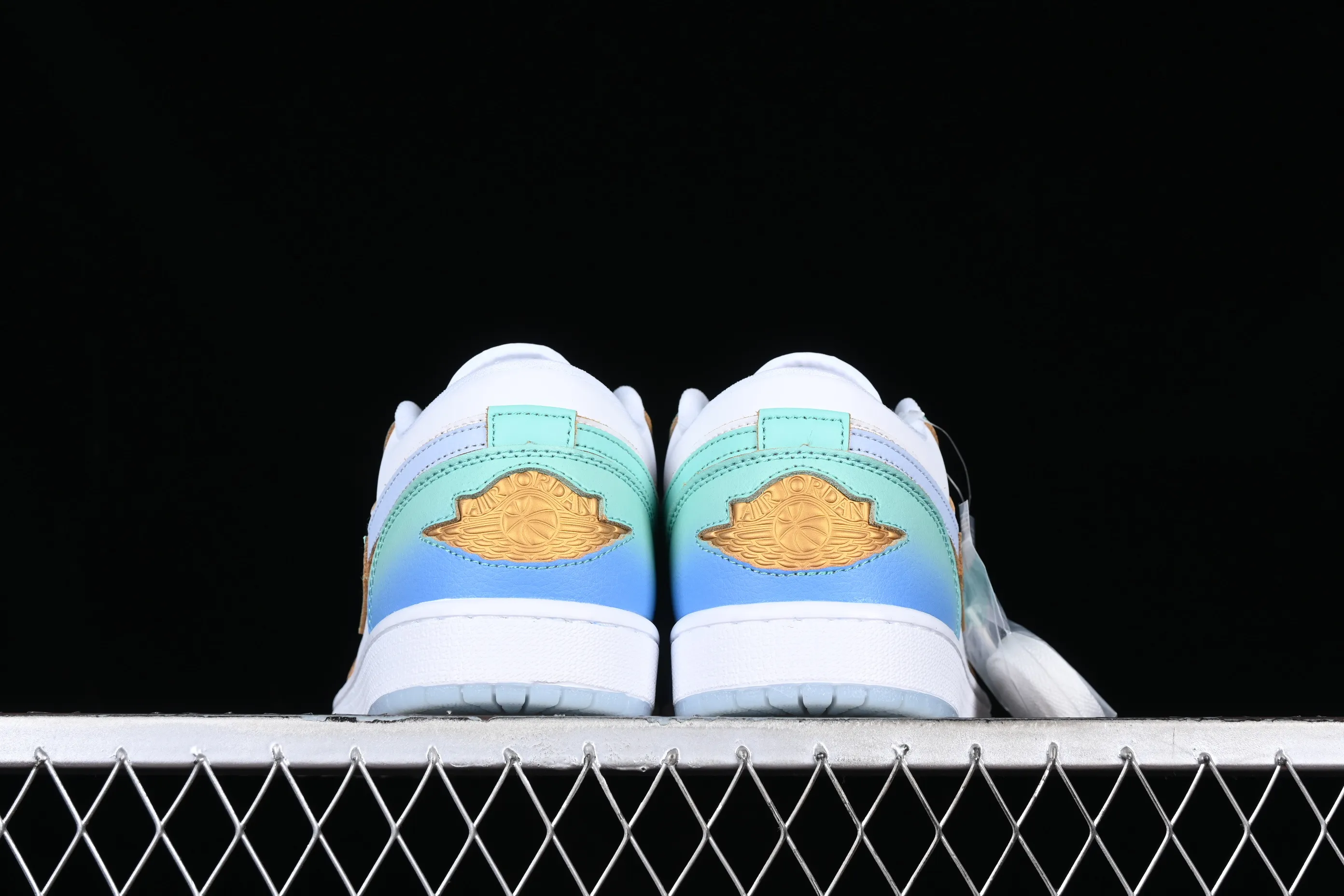 All categories Air Jordan Jordan series basketball shoes Air Jordan 1 Low Z version Air Jordan 1 Low AJ1 Joe 1 sea salt blue low-top cultural casual sneakers FN8899-131